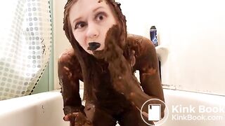 Hot Punk Girl uses twenty loads of shit to smear her sexy body