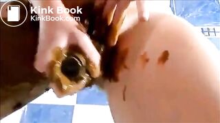 Scat woman shitting masturbating and squirting