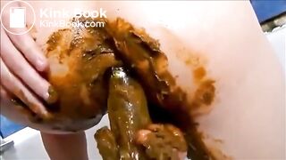Scat woman shitting masturbating and squirting
