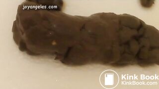Gabbay poops in her bathtub