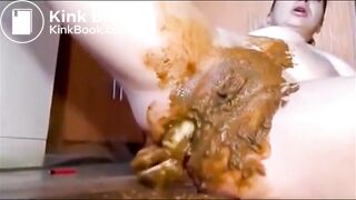 Girl masturbating and fisting her pussy with shit