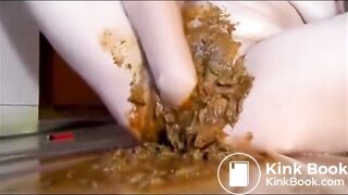 Girl masturbating and fisting her pussy with shit