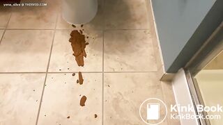 Creamy poo mess