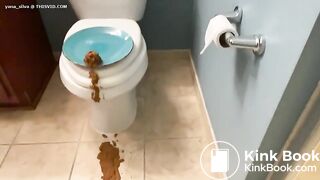 Creamy poo mess