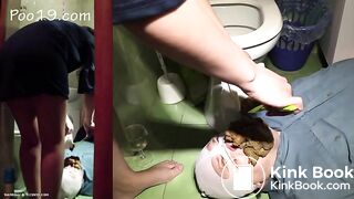 2 hot creamy poops 1 mouthful