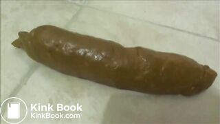 Naomi's perfectly formed log