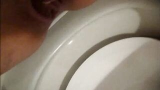Dutch student toilet poop