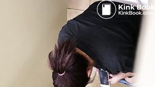 Pooping girl on spycam