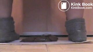 Dropping a long smooth log