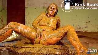 Betty squirts while being completely covered in cowshit