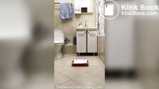 girlfriend scat in bathroom