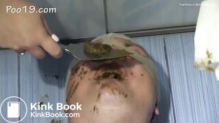 Thick babe shits right in his mouth