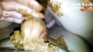 SCAT COUPLE DING FILTHY SHIT & SCAT SEX COMPILATION