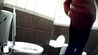 Fat lady has to poop and fart