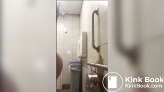 SPLASH!!!!! SQUIRTING SHIT! gif 2 mp4 conversation compilation (no sound-Music)