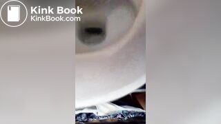 Selfie poop show