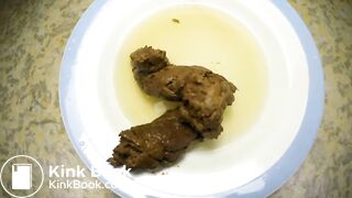 Dinner plate poop