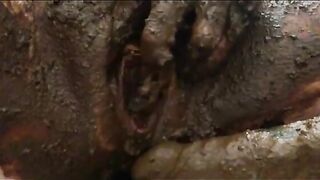 Scat filled pussy fucked by big black toy