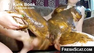 DirtyBarbaraEnjoysShittingInHerGirlfriendsHandsAndGettingFistedFullOfScatOnLiveWebcam