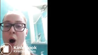 VerySweetAndSexyBlondeBabeShitsAStormInHerLatestLiveScatExperience