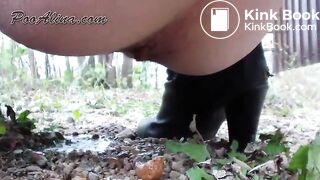 A powerful outdoor shit