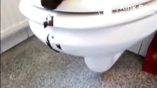 Girl shitting throug the blue jeans and tramples with her feet