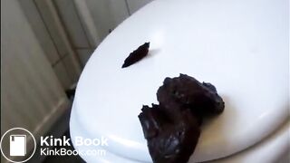 Girl shitting throug the blue jeans and tramples with her feet