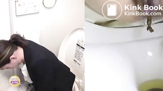 blir störd när hon ska krysta