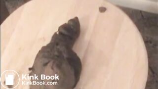 Hot ass babe shitting a big load