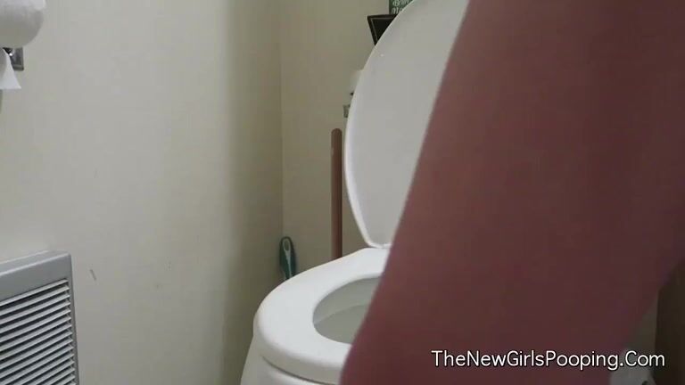 Big Squeeze - poop into toilet