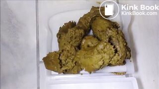 Filling a sandwich box