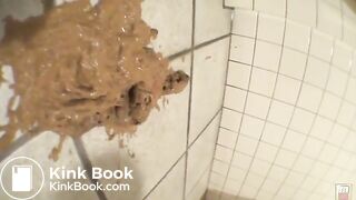 Japanese girl films herself shitting