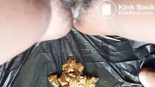 Curvy ebony lady has to push very hard