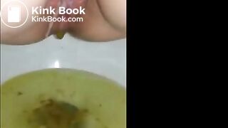 Creampied woman shitting diarrhea in the toilet