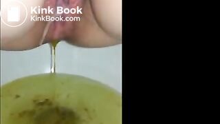 Creampied woman shitting diarrhea in the toilet