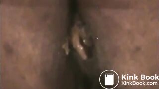 Ebony-milf-shitting-diarrhea-closeup