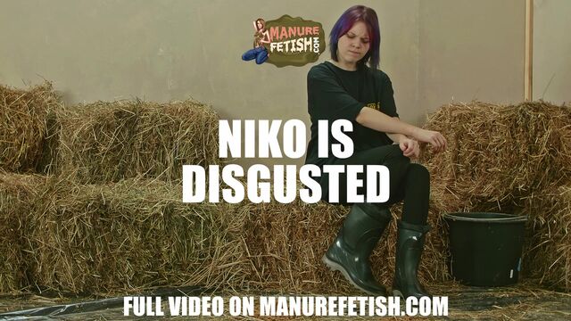 Niko is Disgusted - masturbating in horse shit - ManureFetish