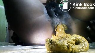 Ebony-s-huge-mushy-shit
