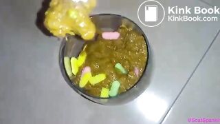 SHIT AND SWEETS IN THE CUP! (Spanish audio)