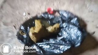 Ebony-poops-in-an-abandoned-building