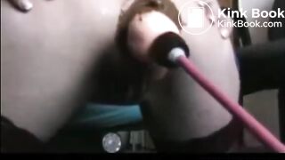Mature dirty mom shitting while anal fucked by fucking machine and squirt