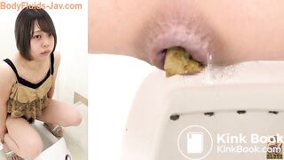 Girls Pooping