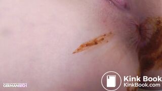 Big poop with messy finish