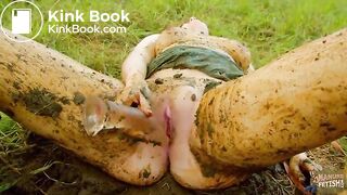 Lyndra Lynn's first time in cow shit trailer