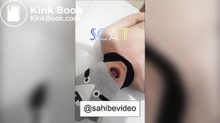 Pissing then Poop for Sub