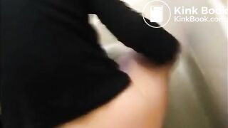 Fingering asshole making her shitting