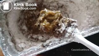Stinky Shit Gets Baked Into Bread - CassieScatStore