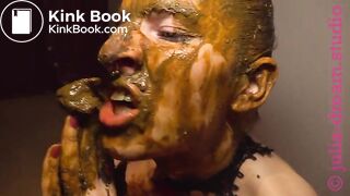 TrailerExhibitionist