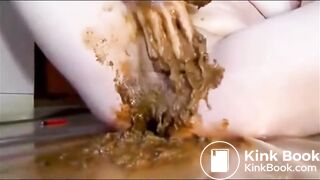 Girl masturbating with shit toy and fisting