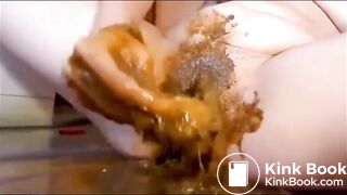 Girl masturbating with shit toy and fisting
